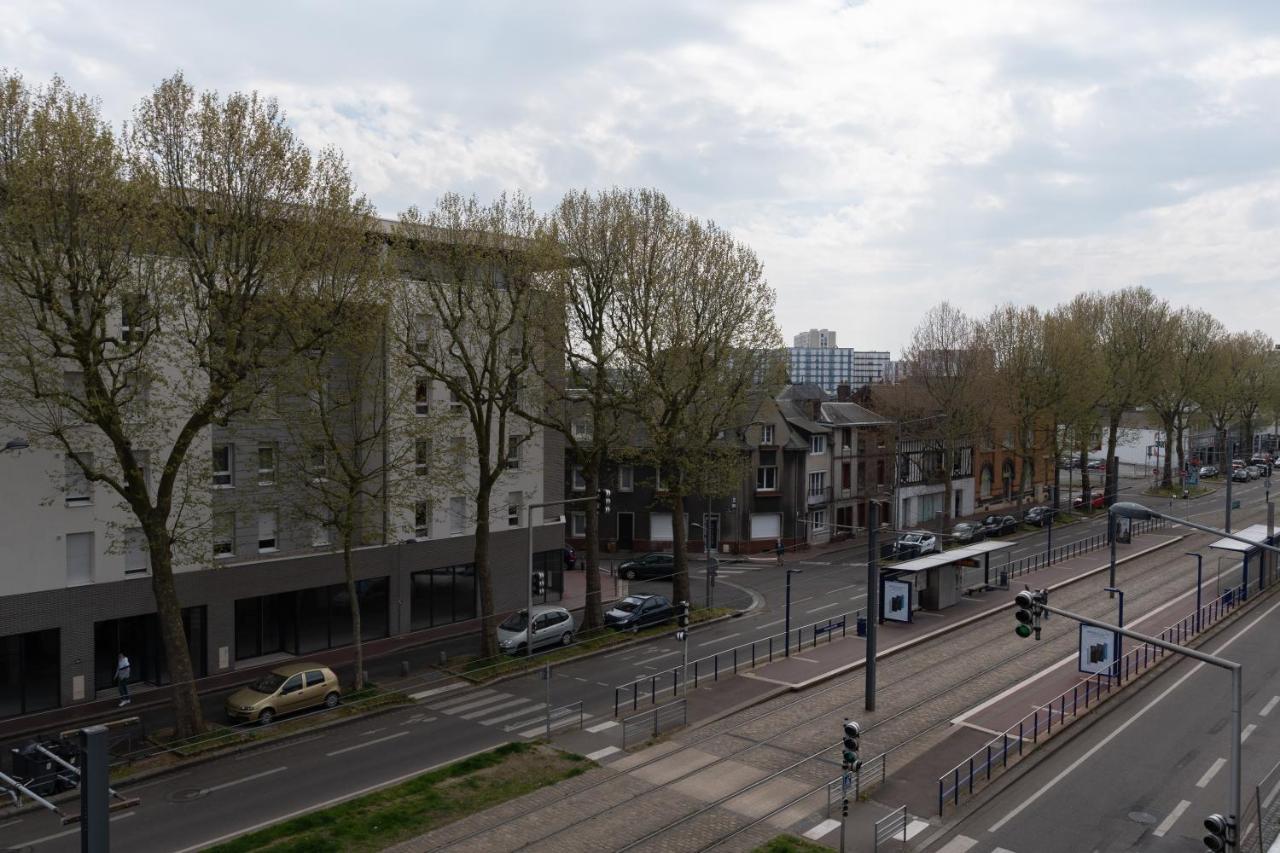 Ferienwohnung T3 Flat Moderne Sur 2 Etages Metro Parking Free Entrance Autonome Rouen Exterior foto